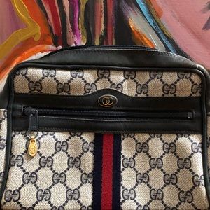 VINTAGE | Gucci Crossbody